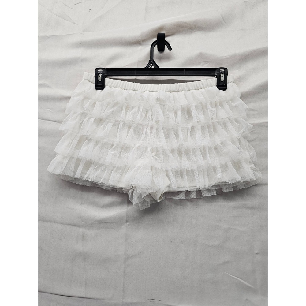 Wild Fable Womens Tiered Ruffle Shorts Cream Nylon Blend Casual Size Medium